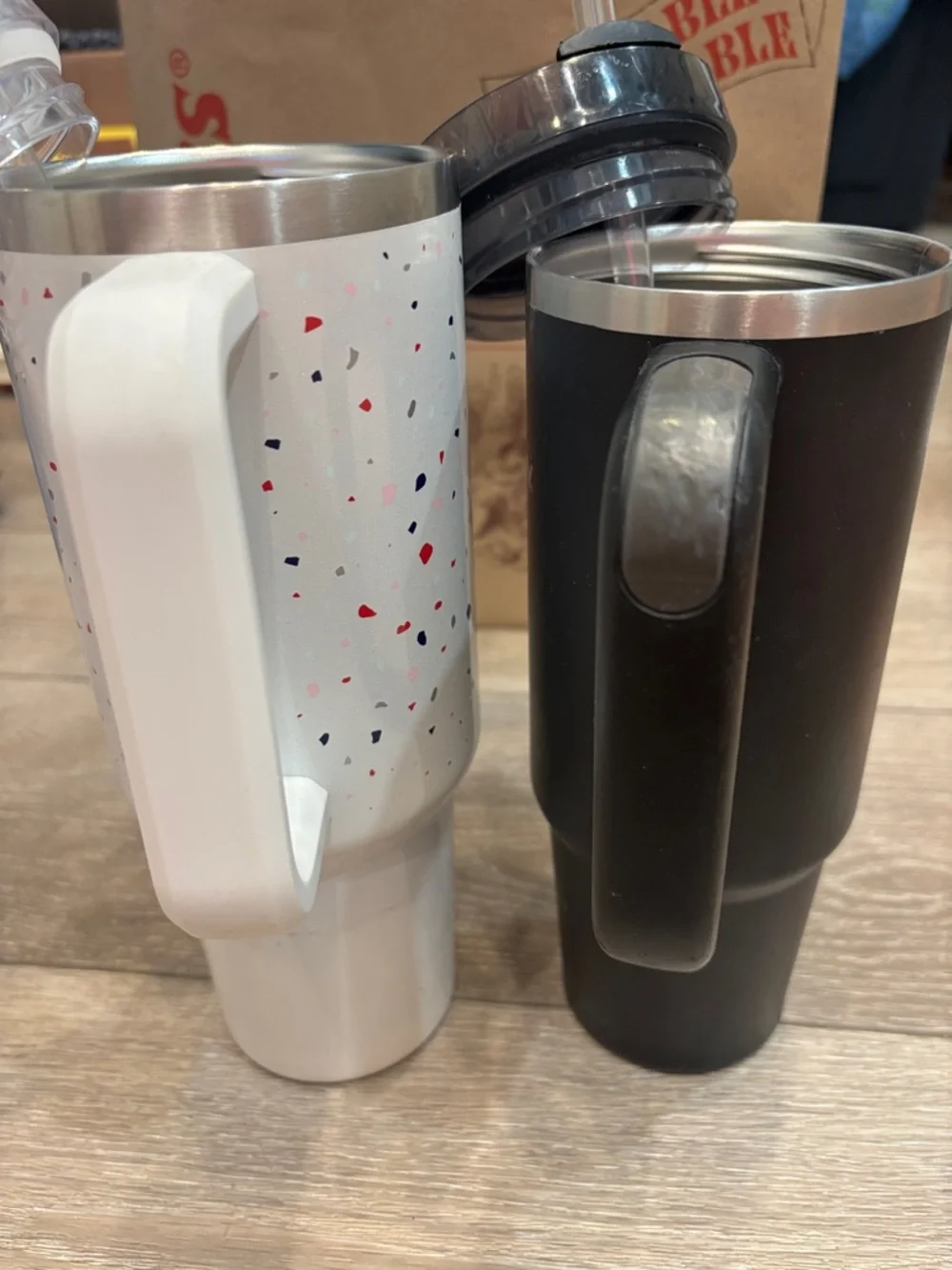 2 Stanley White Confetti & Black Insulated Travel Mugs with Handles - Picture 8 of 8